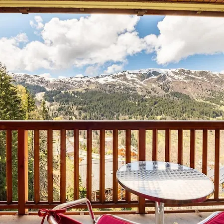 בית נופש Large Meribel Three Valleys