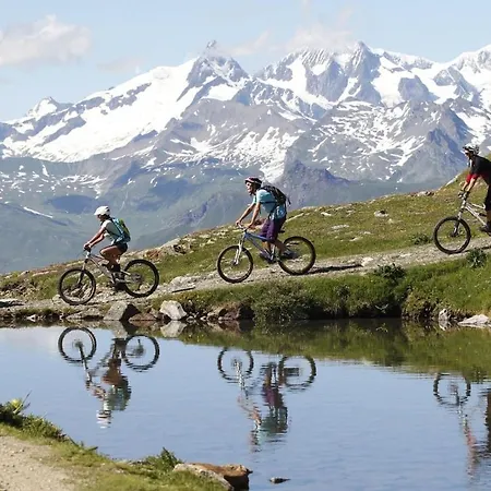 Large Meribel Three Valleys Les Allues